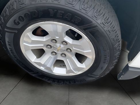 Used 2018 Chevrolet Silverado 1500 LT w/ All Star Edition AWD/4WD image 23