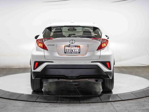 Certified 2021 Toyota C-HR XLE FWD image 4