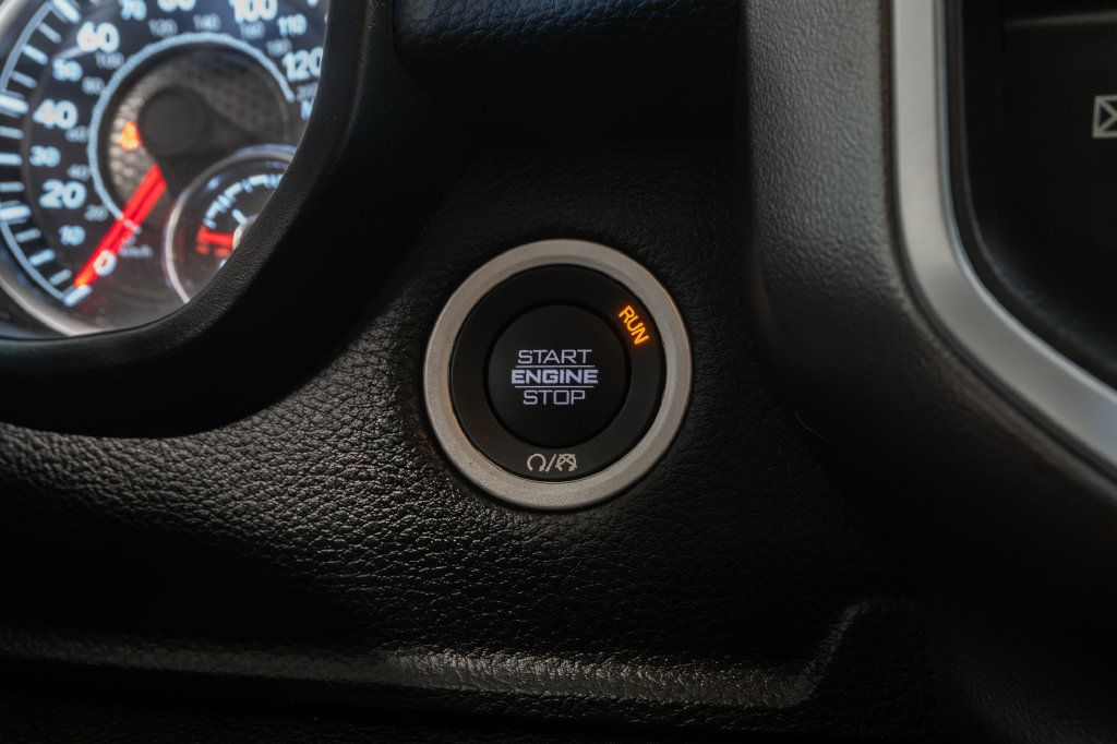 Used 2020 RAM 1500 Big Horn AWD/4WD image 18