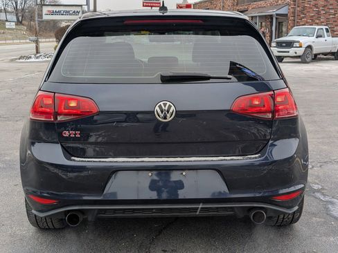Used 2017 Volkswagen GTI SE image 6