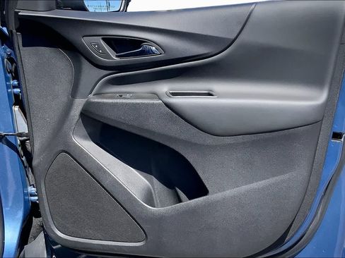 Used 2024 Chevrolet Equinox LT FWD image 22
