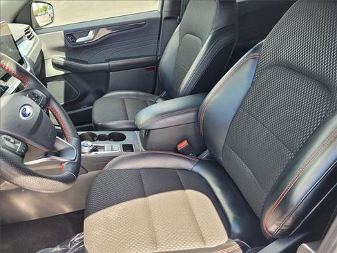 Used 2024 Ford Escape ST-Line w/ Tech Pack #1 AWD/4WD image 14