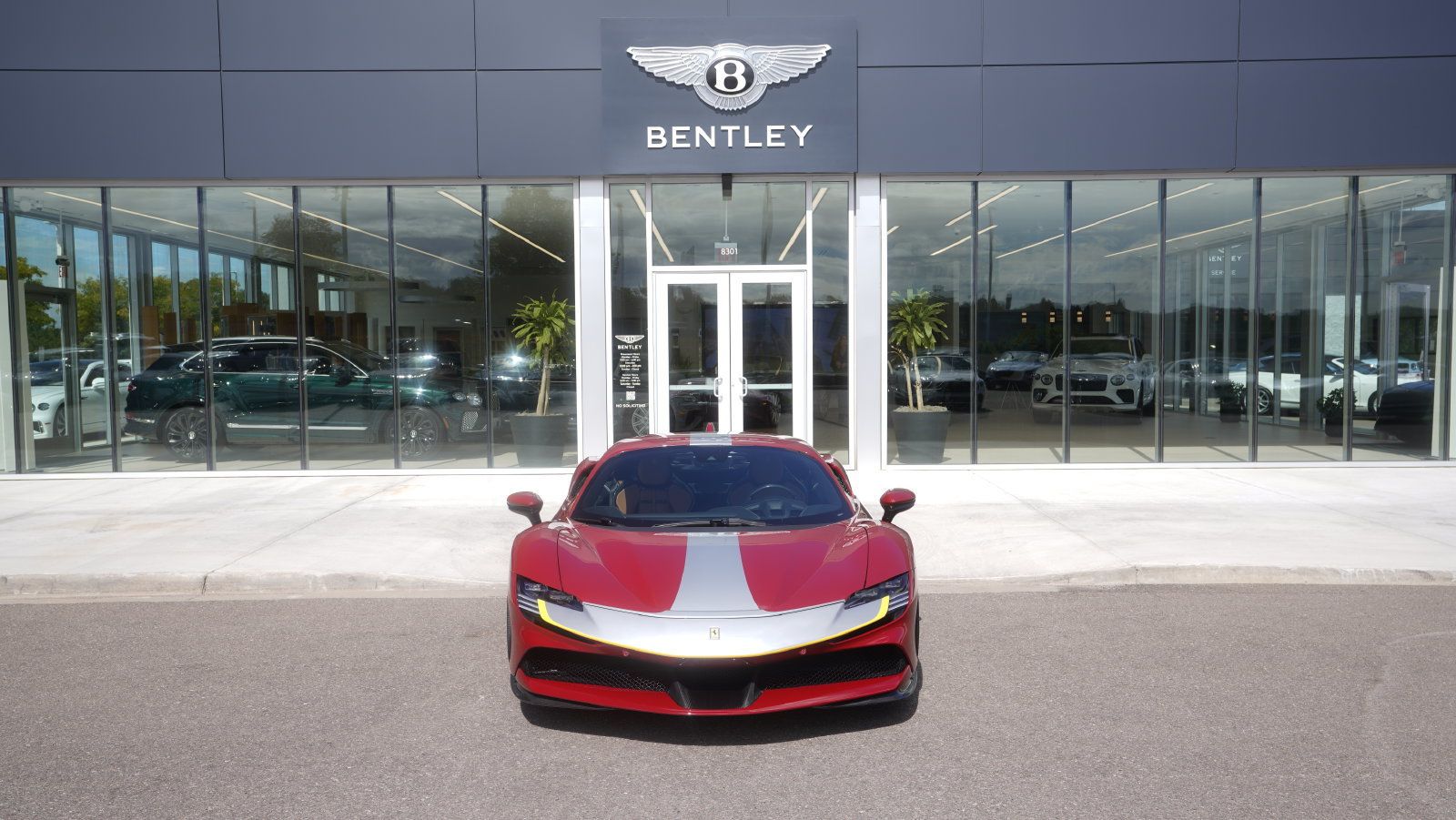 Used 2022 Ferrari SF90 Stradale AWD/4WD image 26