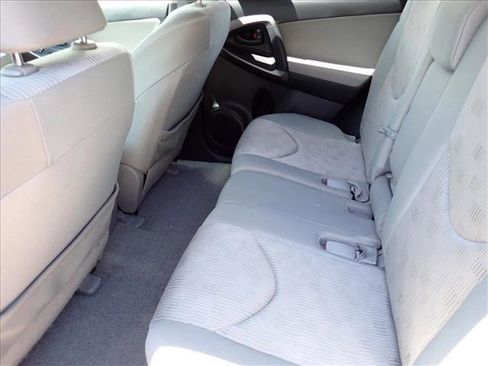 Used 2011 Toyota RAV4 4WD w/ Base L4 Extra Value Pkg image 9