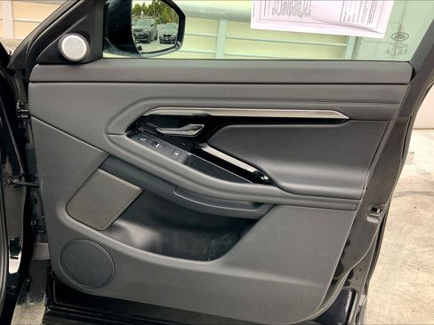 Used 2022 Land Rover Range Rover Evoque R-Dynamic S image 26
