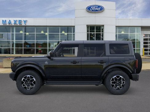 New 2026 Ford Bronco Outer Banks image 3
