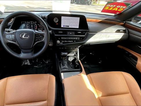 Used 2023 Lexus ES 350 w/ Premium Package image 17
