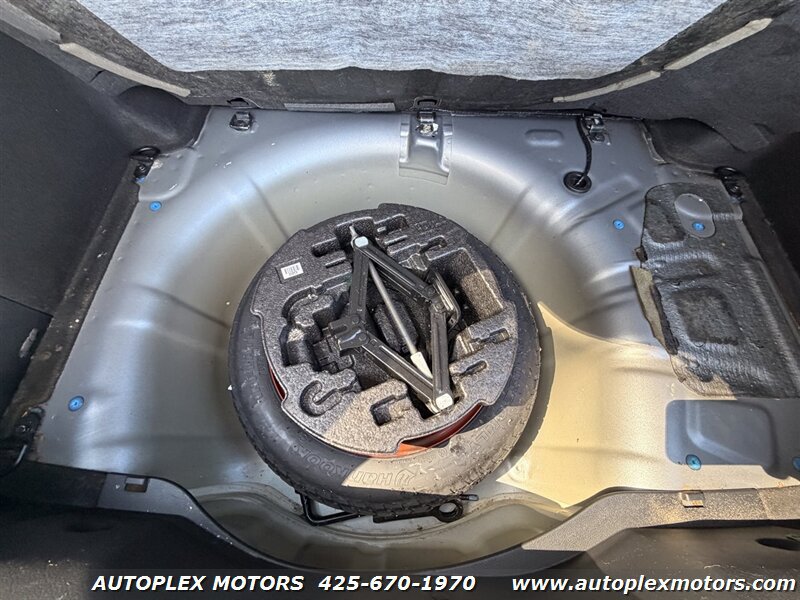 Used 2016 Hyundai Elantra GT FWD image 19