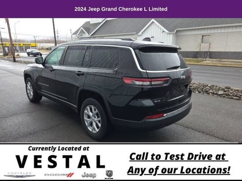 Used 2024 Jeep Grand Cherokee L Limited AWD/4WD image 8
