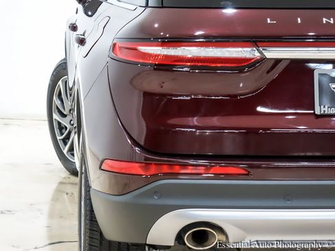 Used 2021 Lincoln Corsair AWD w/ Equipment Group 101A image 8