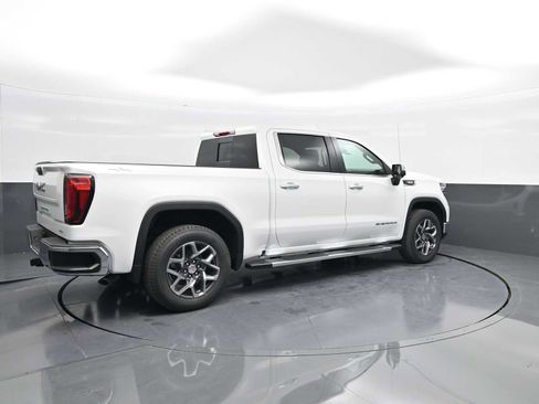 New 2026 GMC Sierra 1500 SLT w/ SLT Premium Package image 8