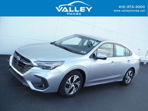 Used 2024 Subaru Legacy Premium image 1