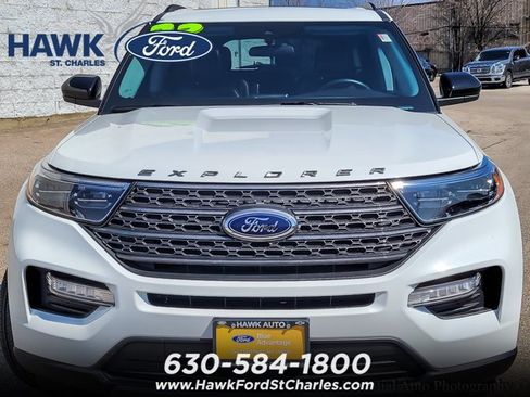 Certified 2023 Ford Explorer XLT w/ Equipment Group 202A AWD/4WD image 4