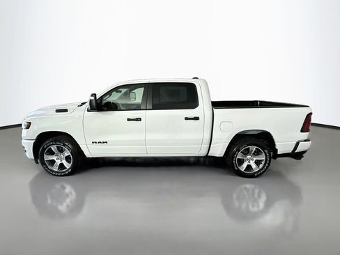 New 2026 RAM 1500 Express AWD/4WD image 4