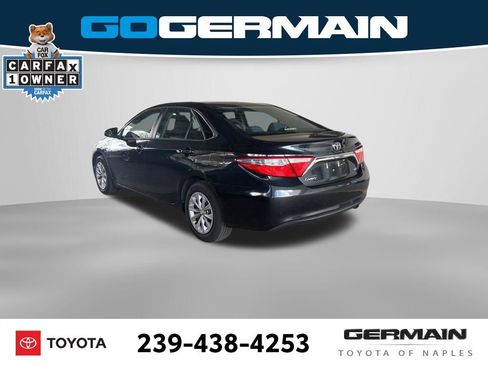 Used 2017 Toyota Camry LE FWD image 4