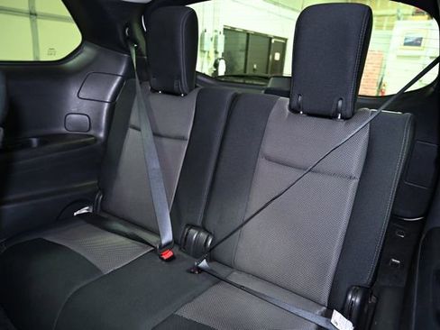 Used 2018 Nissan Pathfinder SV image 56