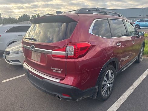 Used 2019 Subaru Ascent Touring image 3