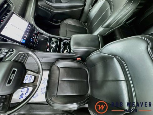 Used 2023 Jeep Grand Cherokee Limited w/ Luxury Tech Group II AWD/4WD image 26