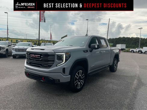 Used 2024 GMC Sierra 1500 AT4 w/ Technology Package AWD/4WD image 1