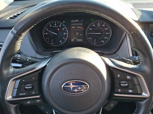 Used 2022 Subaru Outback Limited image 19