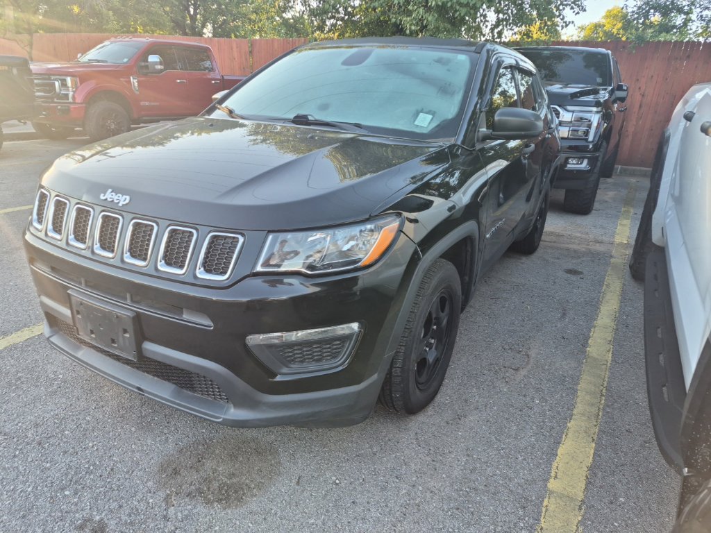 Used 2019 Jeep Compass Sport FWD image 4