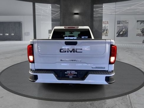 Used 2022 GMC Sierra 1500 Elevation w/ LPO, Elevation Black Package RWD image 7