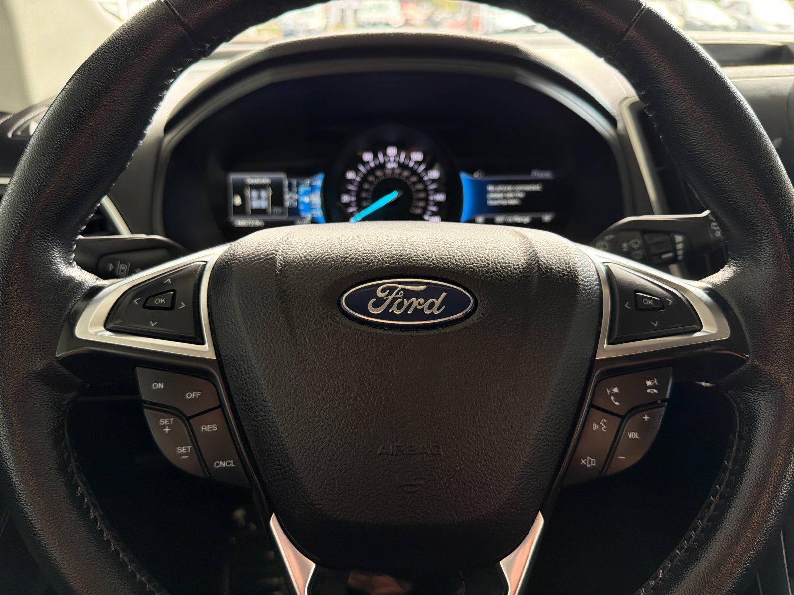 Used 2024 Ford Edge Titanium AWD/4WD image 21