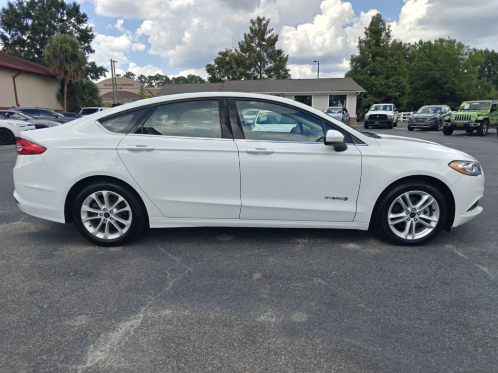 Used 2018 Ford Fusion S FWD image 2