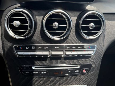 Used 2019 Mercedes-Benz GLC 300 image 29