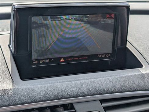 Used 2018 Audi Q3 2.0T Premium w/ Convenience Package image 19