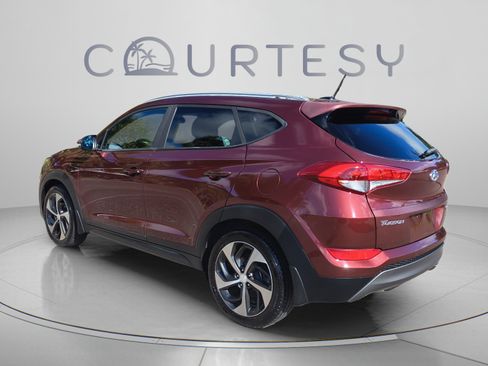 Used 2016 Hyundai Tucson Sport FWD image 3