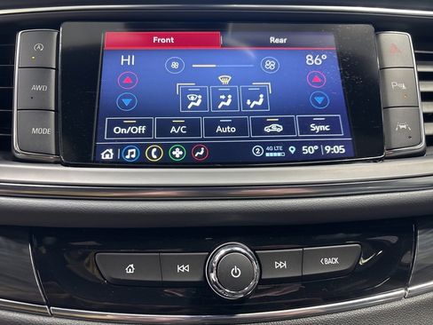 Used 2023 Buick Enclave Essence w/ Sport Touring Edition image 22