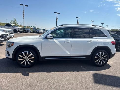 Used 2022 Mercedes-Benz GLB 250 4MATIC image 22