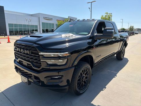 New 2026 RAM 2500 Limited AWD/4WD image 10