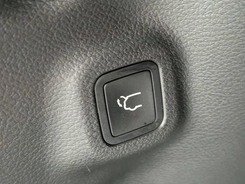 Certified 2024 Jeep Compass Latitude w/ Convenience Group AWD/4WD image 29