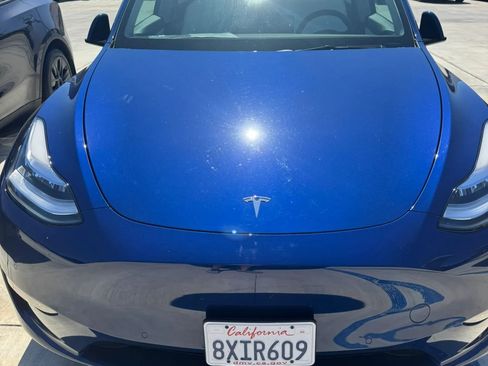 Used 2021 Tesla Model Y Long Range AWD/4WD image 2