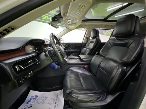 Used 2020 Lincoln Aviator Reserve w/ Equipment Group 201A AWD/4WD image 16