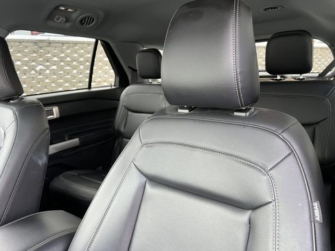 Certified 2023 Ford Explorer XLT w/ Equipment Group 202A image 14