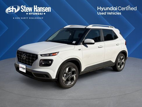 Certified 2025 Hyundai Venue SEL image 1
