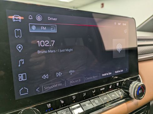 Used 2023 GMC Canyon AT4 w/ AT4 Premium Package image 12