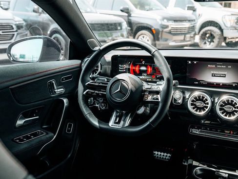 Used 2025 Mercedes-Benz CLA 35 AMG 4MATIC image 26