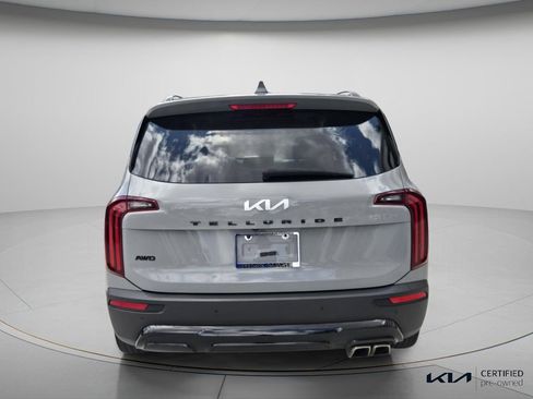Certified 2022 Kia Telluride EX w/ EX Premium Package AWD/4WD image 6