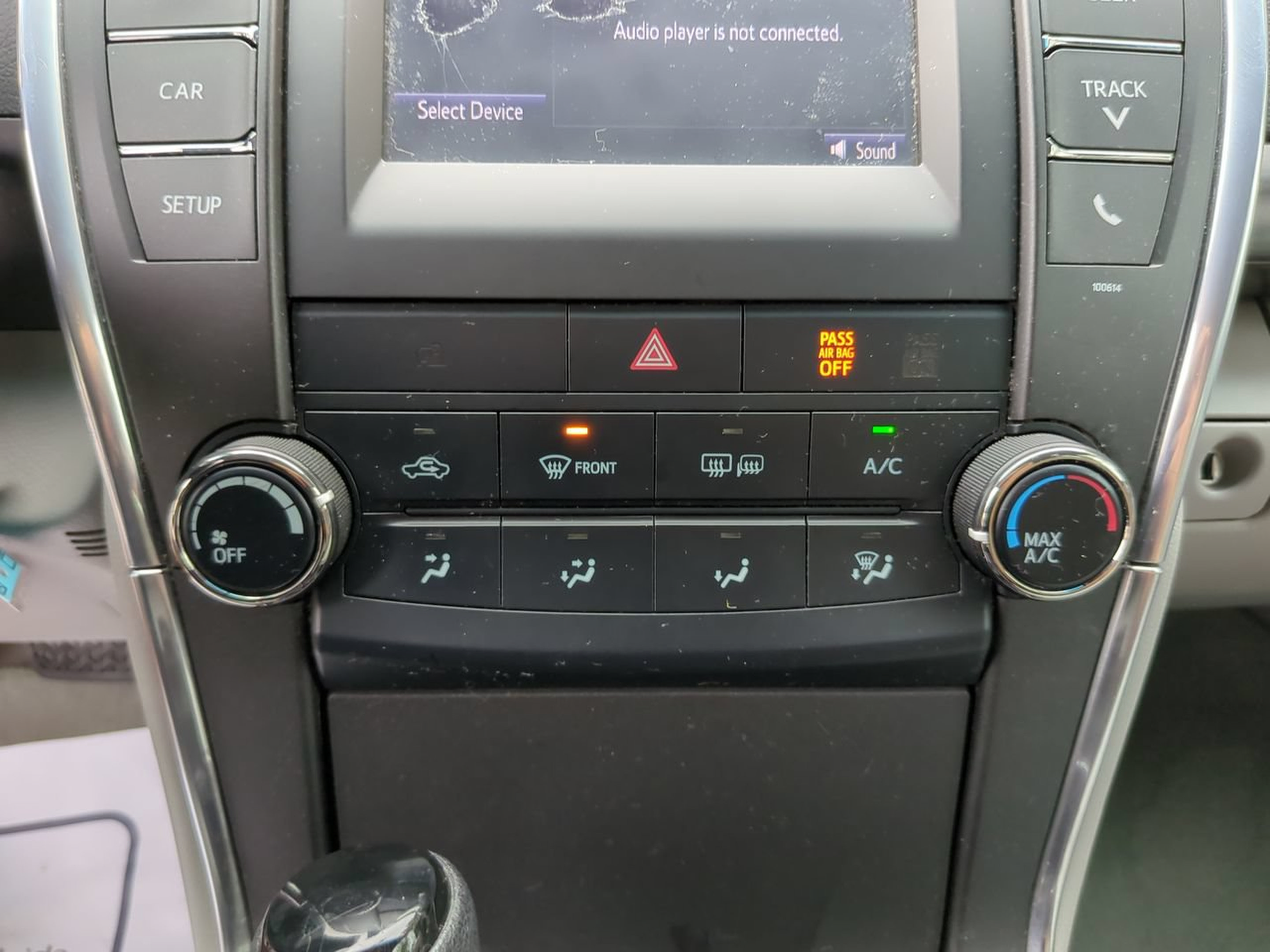 Used 2016 Toyota Camry LE FWD image 28