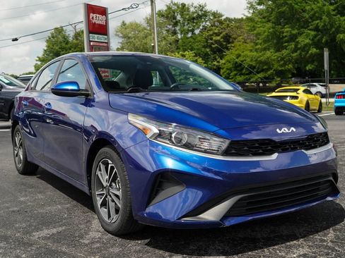 Used 2023 Kia Forte LXS FWD image 35