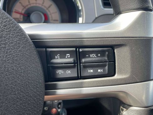 Used 2010 Ford Mustang GT RWD image 19
