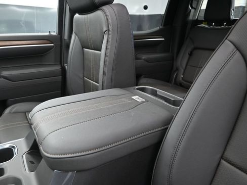 New 2026 Chevrolet Silverado 1500 High Country w/ High Country Premium Package AWD/4WD image 14