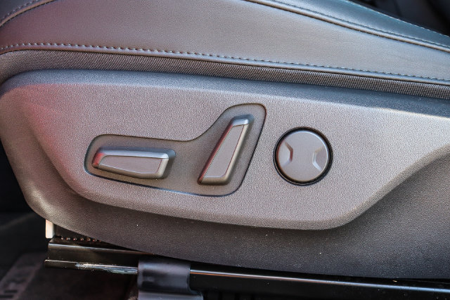 Certified 2025 Kia Niro EX FWD image 21