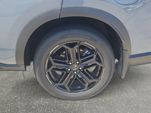 Certified 2026 INFINITI QX60 Sport AWD/4WD image 32