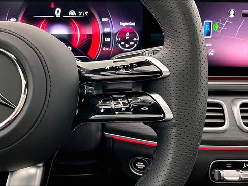 Used 2026 Mercedes-Benz GLS 450 4MATIC image 22