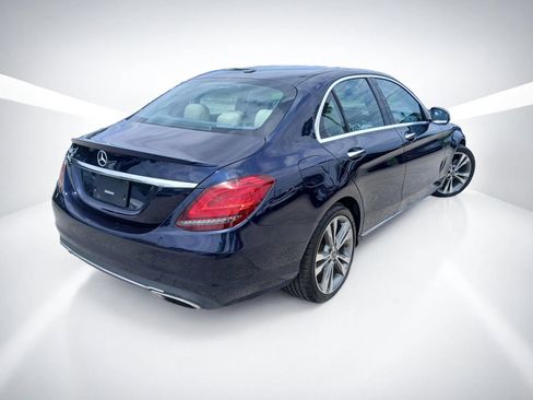 Used 2019 Mercedes-Benz C 300 Sedan image 4